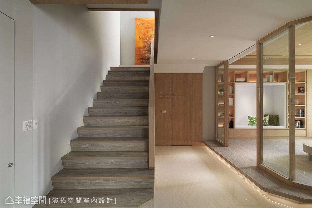 三居 现代 别墅 楼梯图片来自幸福空间在有如艺廊般的家 330平休闲度假宅的分享