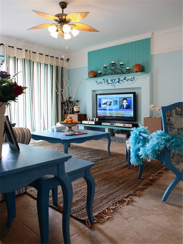 地中海 三居 大户型 公寓 复式 小资 白领 客厅图片来自高度国际姚吉智在137平米地中海碧海蓝天清凉舒爽的分享