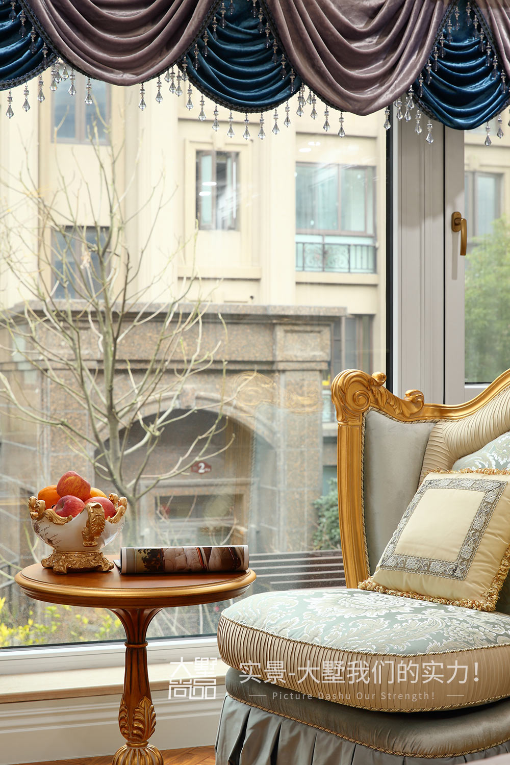 四居 欧式 卧室图片来自大墅尚品-由伟壮设计在唯美欧式别墅·浪漫了整个秋天的分享