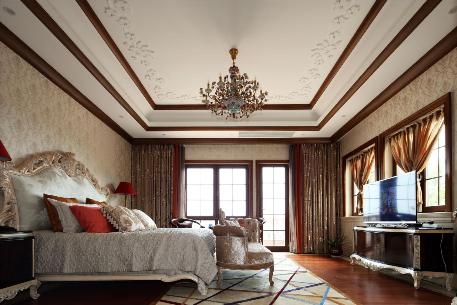 大豪山林 独栋别墅 欧美古典 腾龙设计 卧室图片来自腾龙设计在精品别墅实景——大豪山林的分享
