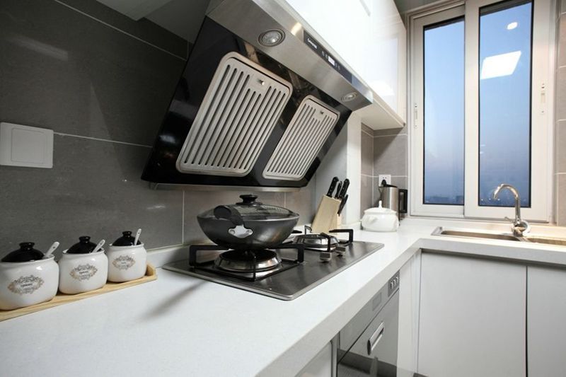 简约 混搭 二居 厨房图片来自小蜗置家装饰在天府逸家79.52㎡现代简约的分享