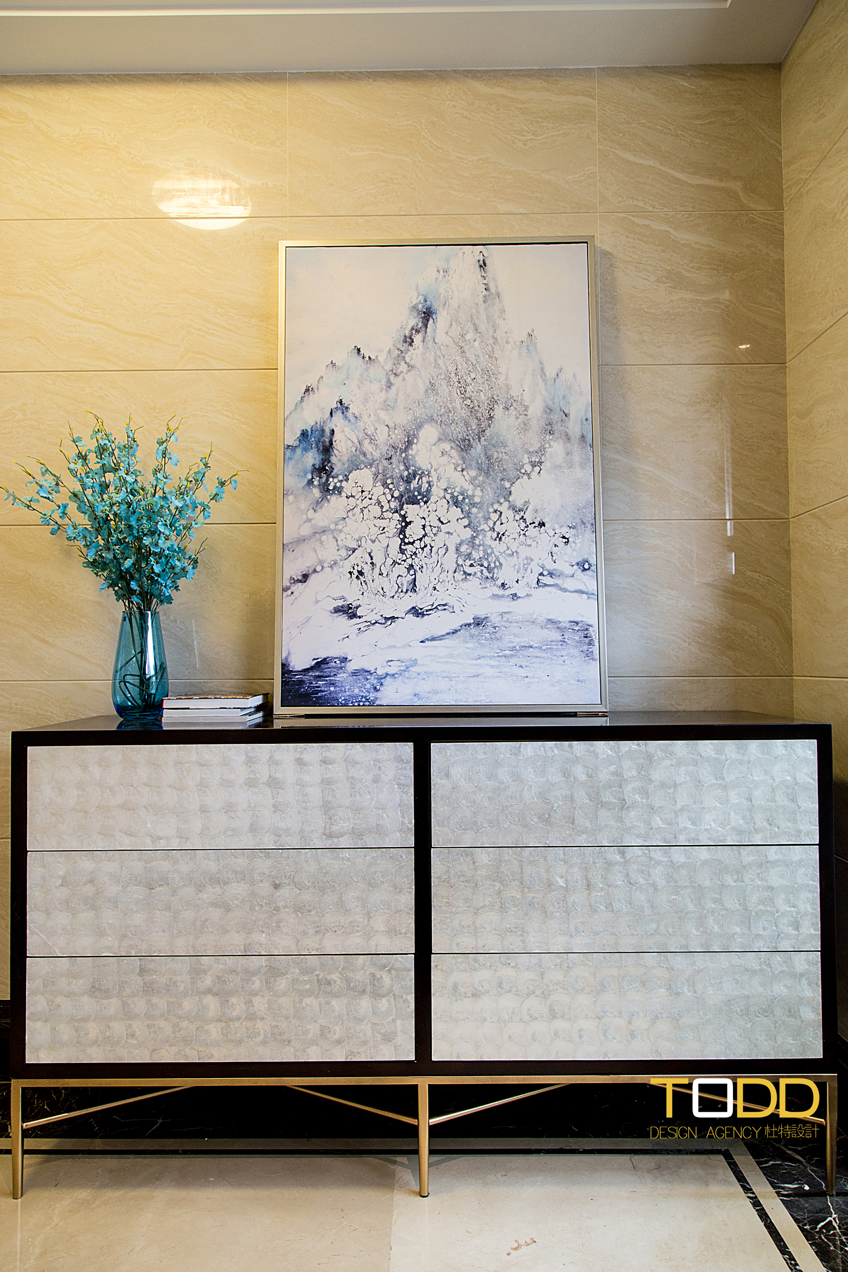现代轻奢 白领 别墅 四居 混搭 玄关图片来自杜特设计-杨文旭在《轻奢物语》-杜特设计的分享