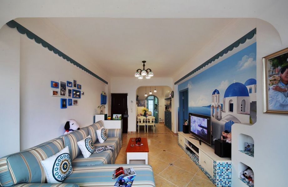 简约 地中海 三居 客厅图片来自小蜗置家装饰在海亮樾金沙88.18㎡地中海风格的分享