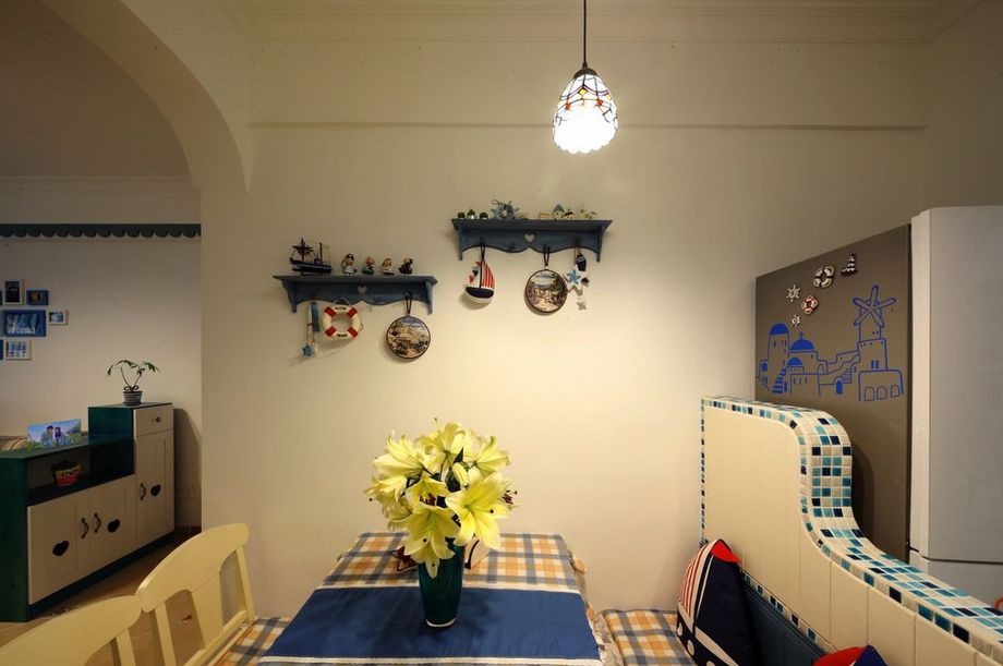 简约 地中海 三居 餐厅图片来自小蜗置家装饰在海亮樾金沙88.18㎡地中海风格的分享