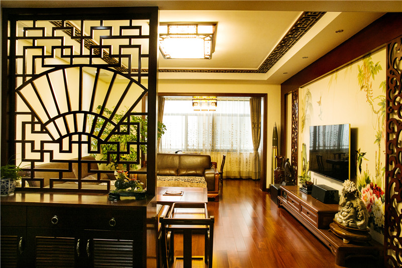 三居 客厅图片来自金煌装饰有限公司在不过时的传统中式风格的分享