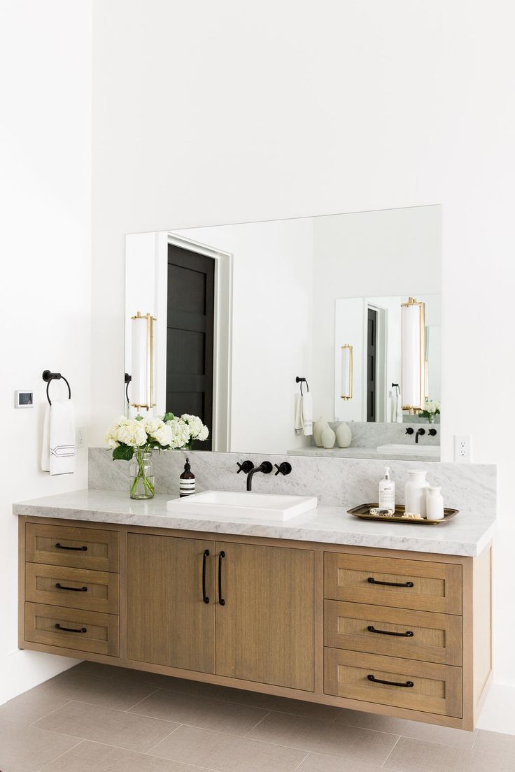 卫生间图片来自三好同创装饰公司在现代浴室用品为您当代家居的分享