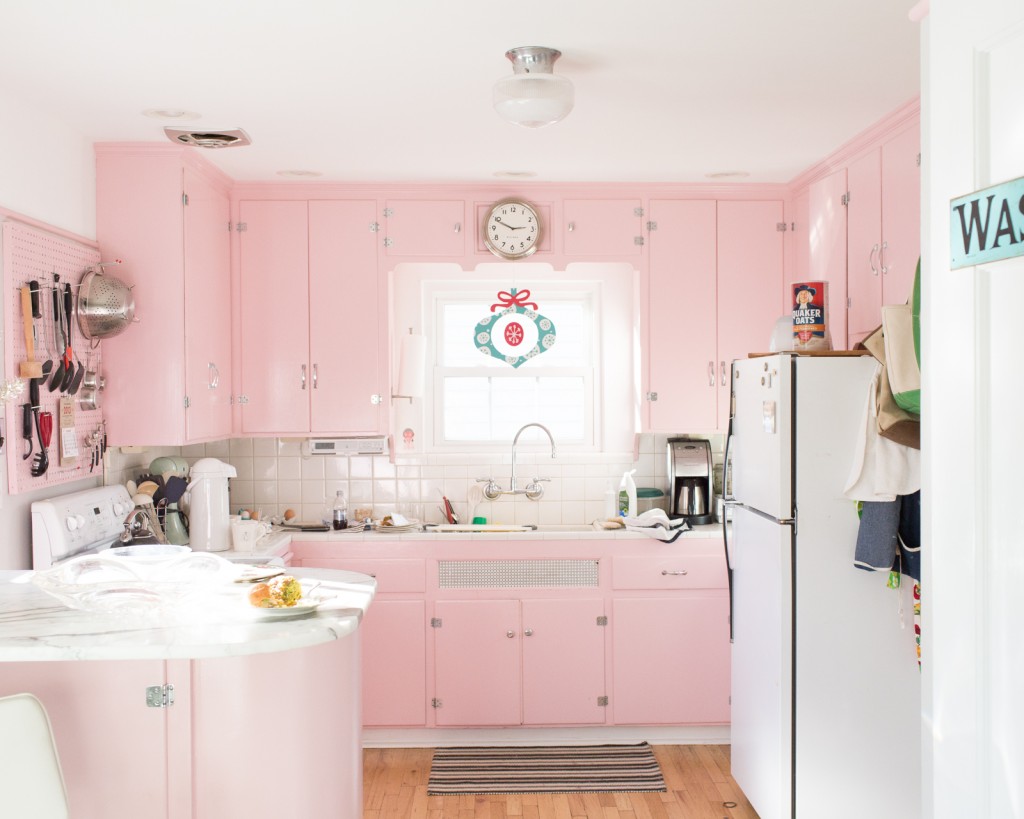 二居 厨房图片来自三好同创装饰公司在在家中添加粉红色的时尚方法的分享