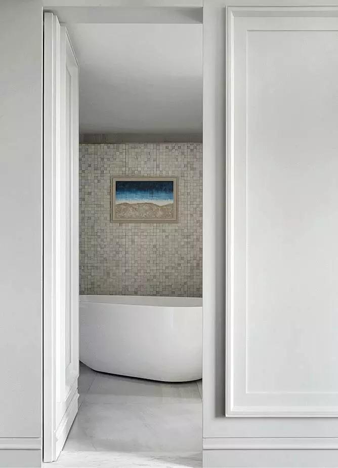 卫生间图片来自圣奇凯尚室内设计工作室在龙樾华府案例的分享