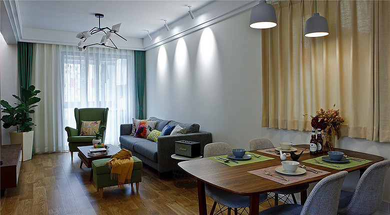 客厅图片来自家装大管家在高颜值舒适 100平北欧清爽3居室的分享