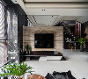 普罗旺斯大理石电视墙，以仿古面咖啡绒包覆机柜台面，加入黑色大理石收边串联整体造型，同时修饰突兀的大柱子。
