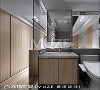 慕泽设计团队完美配置卫浴空间的机能，依照屋主对生活的要求，营造彷佛精品旅店的质感。