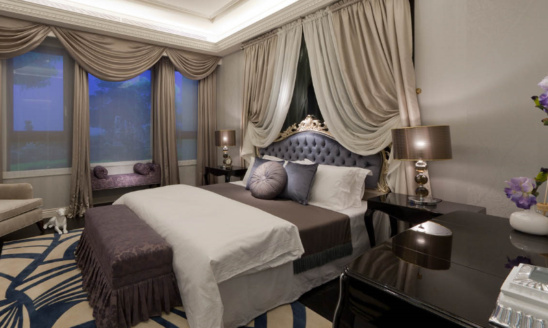 卧室图片来自甘肃紫苹果装饰在典雅中透着高贵，只求华丽的简欧的分享