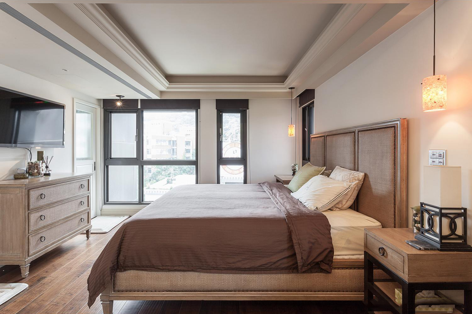 简约 美式 摩登 三居 西山艺境 卧室图片来自别墅设计师杨洋在北京摩登美式西山艺境装修设计的分享