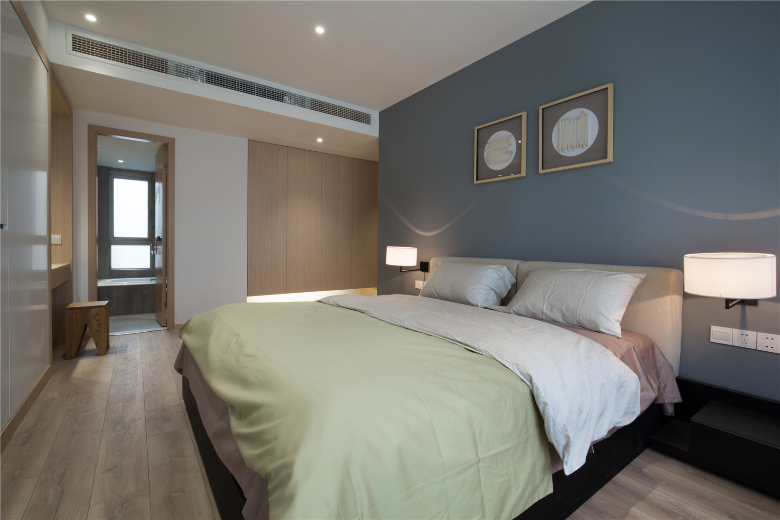 简约 现代 名城天下 三居 卧室图片来自西安峰光无限装饰在名城天下三室116现代简约风格的分享