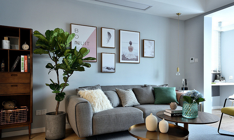 客厅图片来自家装大管家在简约温润 96平北欧时尚三口之家的分享