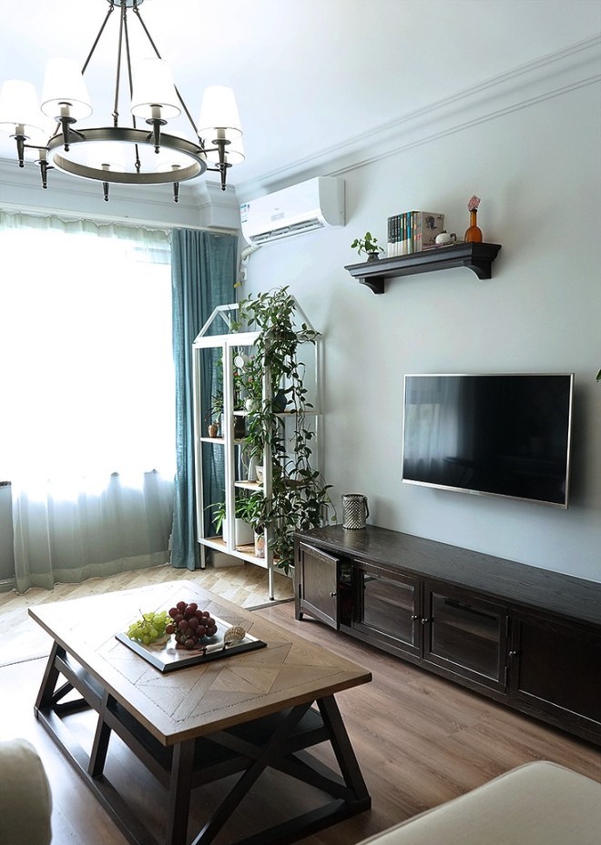 混搭 小资 80后 收纳 白领 三居 客厅图片来自重庆优家馆装饰在110㎡北欧风与绿植的完美碰撞的分享