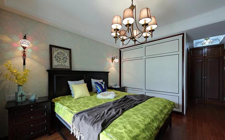 美式 三居 卧室图片来自tjsczs88在106㎡美式雅致风的分享