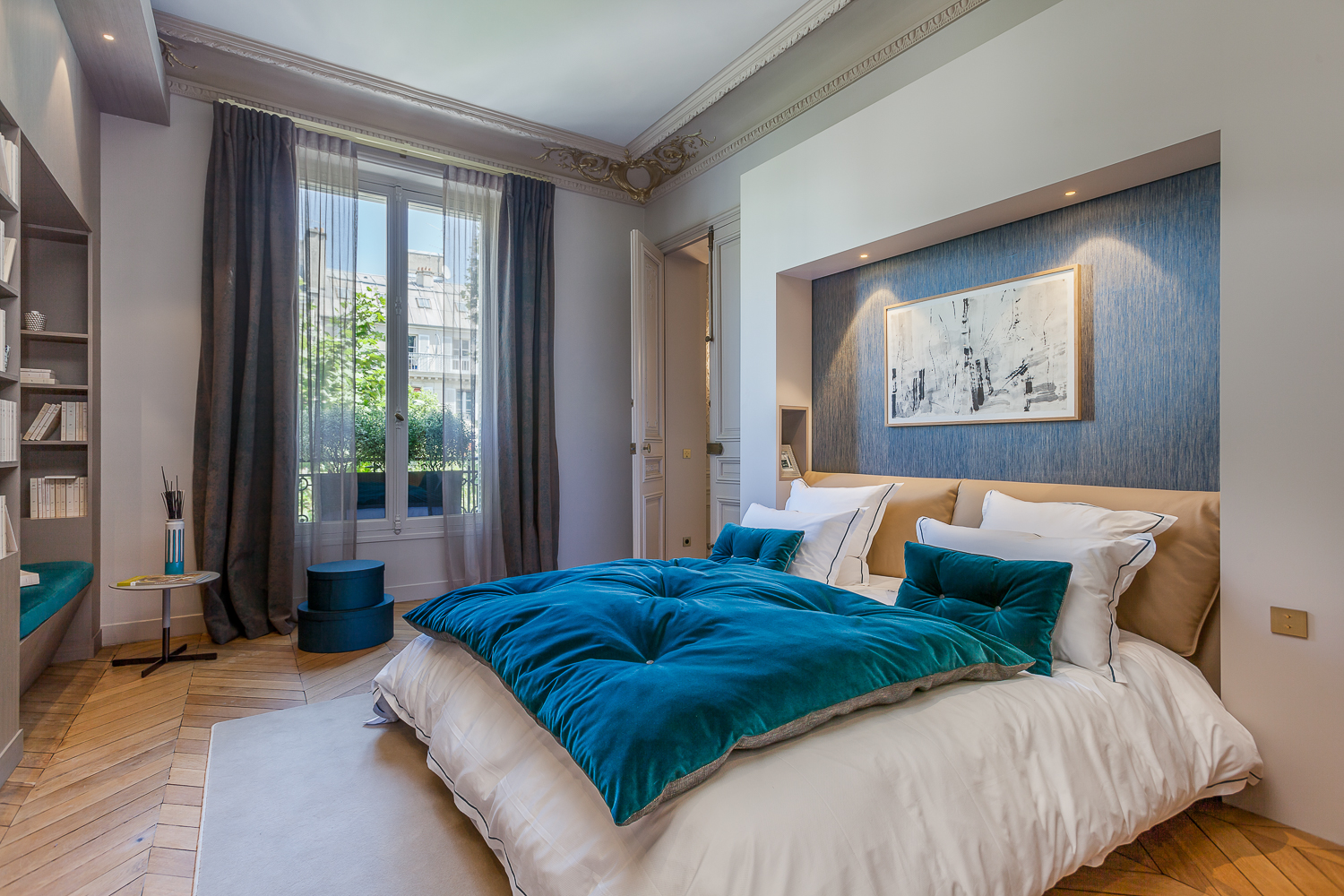 简约 法式风格 别墅 卧室图片来自别墅设计师杨洋在法式风格设计的分享