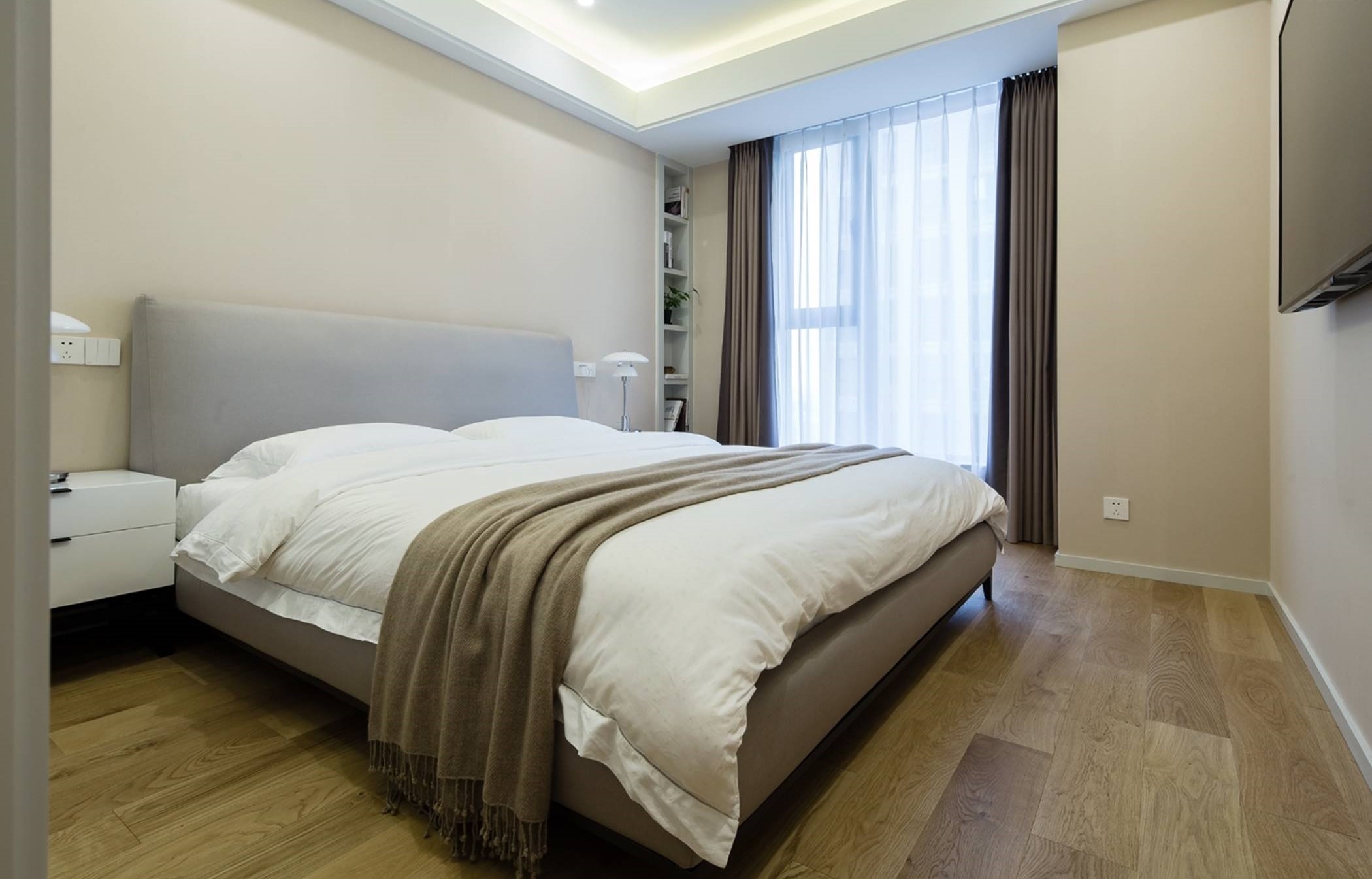 简约 三居 小资 卧室图片来自重庆优家馆装饰在给你一个家，家里安宁舒适的分享
