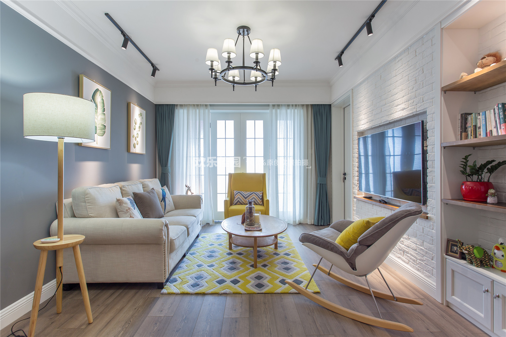 简约 混搭 收纳 北欧 三居 客厅图片来自四川欢乐佳园装饰在将实用进行到底的温馨之家的分享