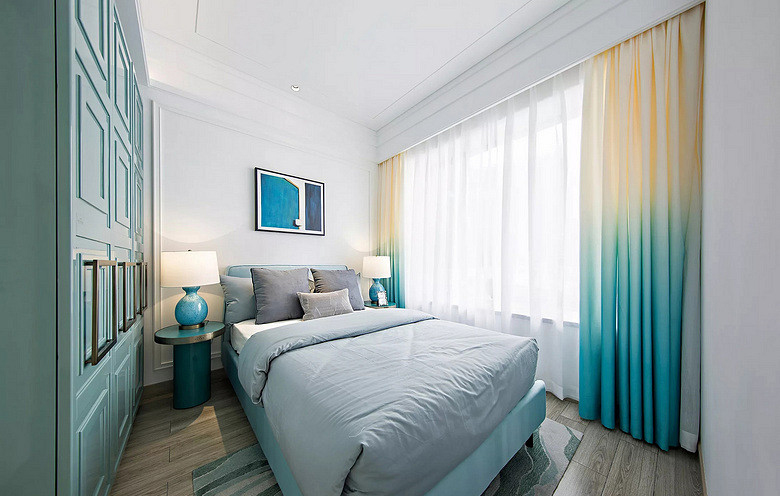 卧室图片来自家装大管家在暖色调与蓝色 120平清爽简约3居的分享