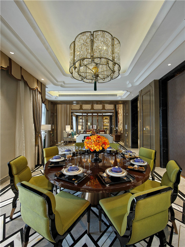 新古典 别墅 复式 跃层 大户型 高帅富 80后 餐厅图片来自高度国际姚吉智在500㎡新古典将浪漫轻奢进行到底的分享
