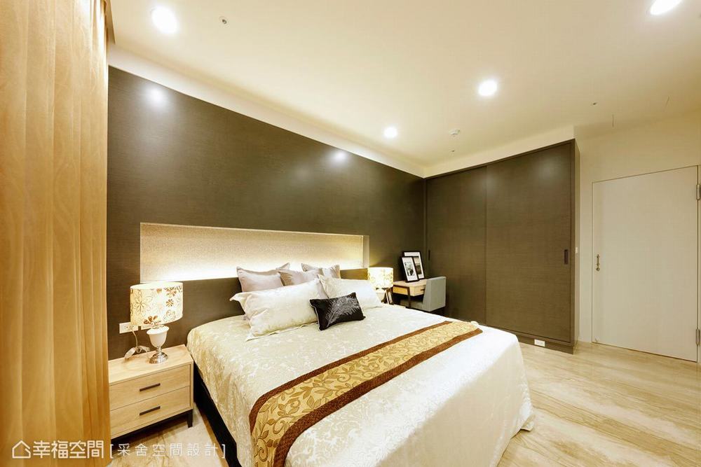 大户型 四房 卧室图片来自幸福空间在优雅气韵 248平古典美大宅的分享