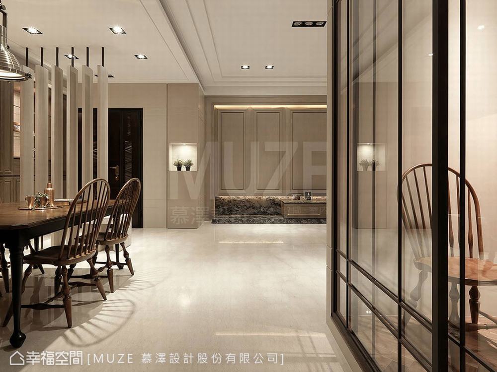 三居 现代 客厅图片来自幸福空间在敦品醇厚 日139平不落英式古典风的分享