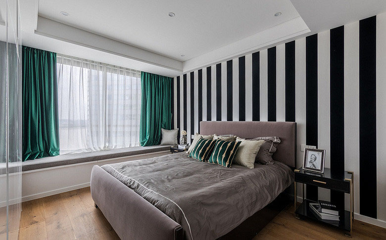 卧室图片来自家装大管家在自然与时尚 130平现代轻奢舒适居的分享