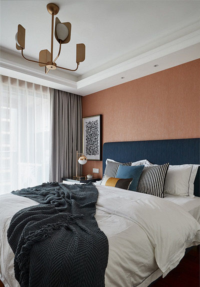 卧室图片来自家装大管家在简单优雅 100平现代美式混搭3居的分享