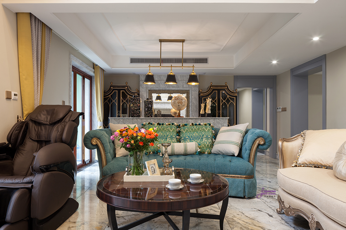 法式 复式 湖蓝 客厅图片来自无锡吉友洪设计工作室在法式 | 和畔的分享