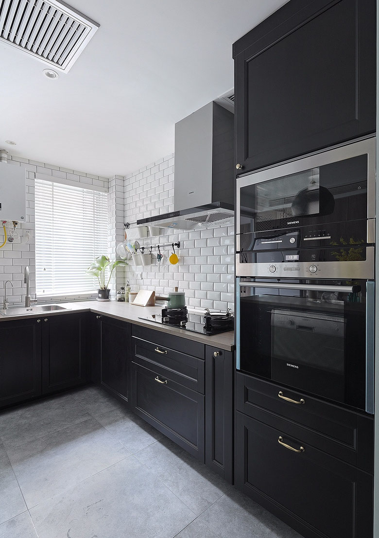 厨房图片来自家装大管家在简单舒服 125平北欧雅致时尚3居的分享