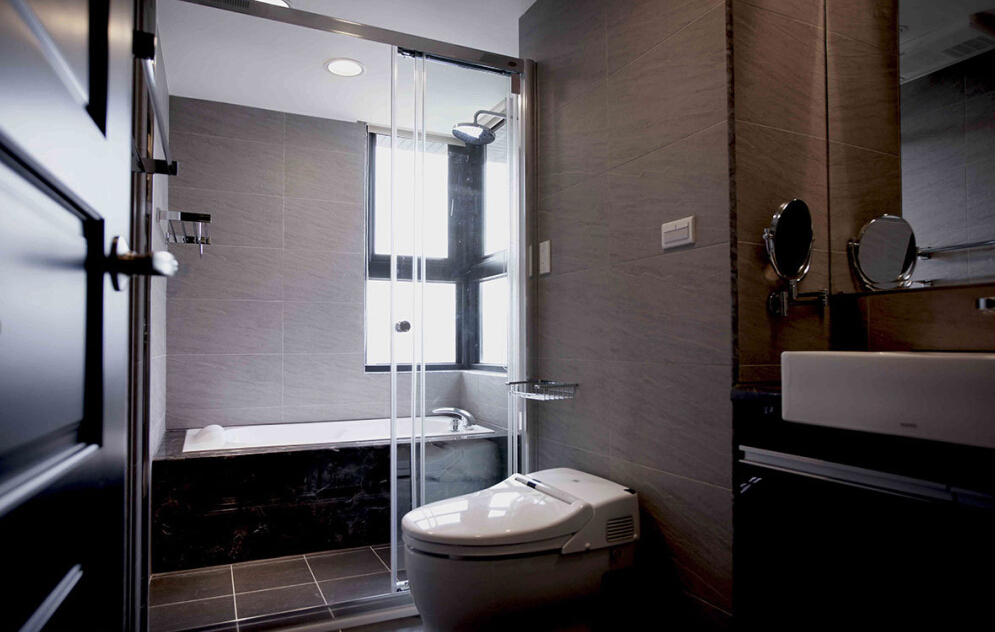 卫生间图片来自我是小样在国润城三室119平现代风格的分享