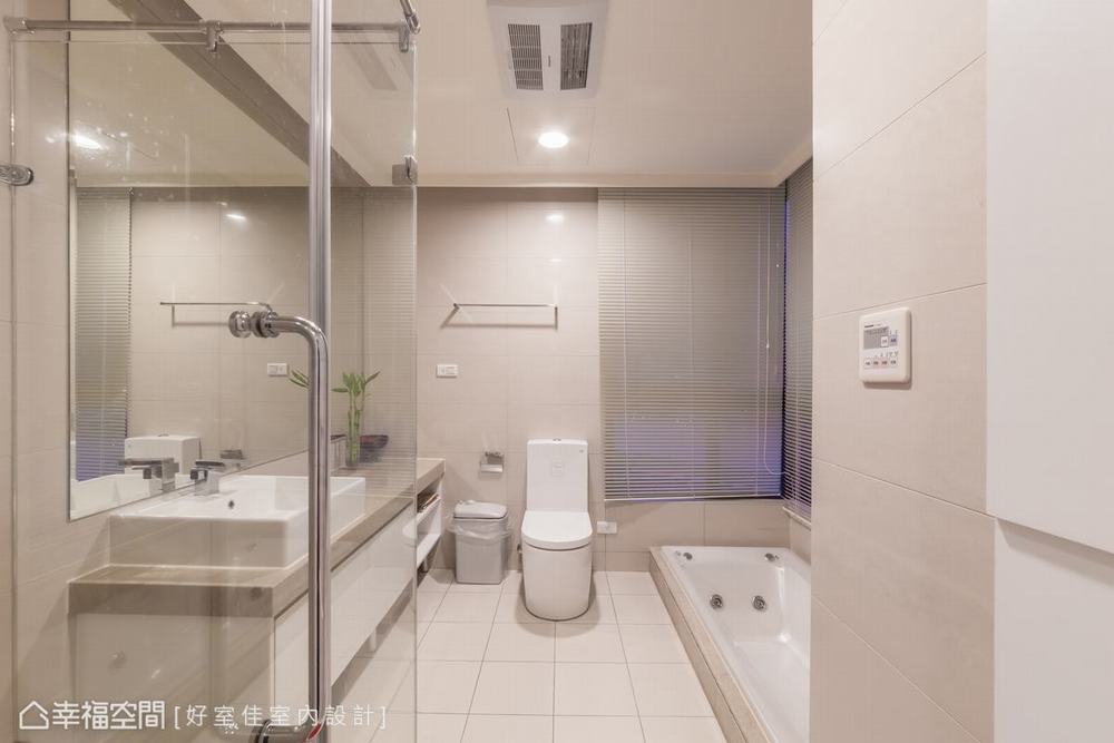 三居 现代 卫生间图片来自幸福空间在162平时尚概念简约宅的分享