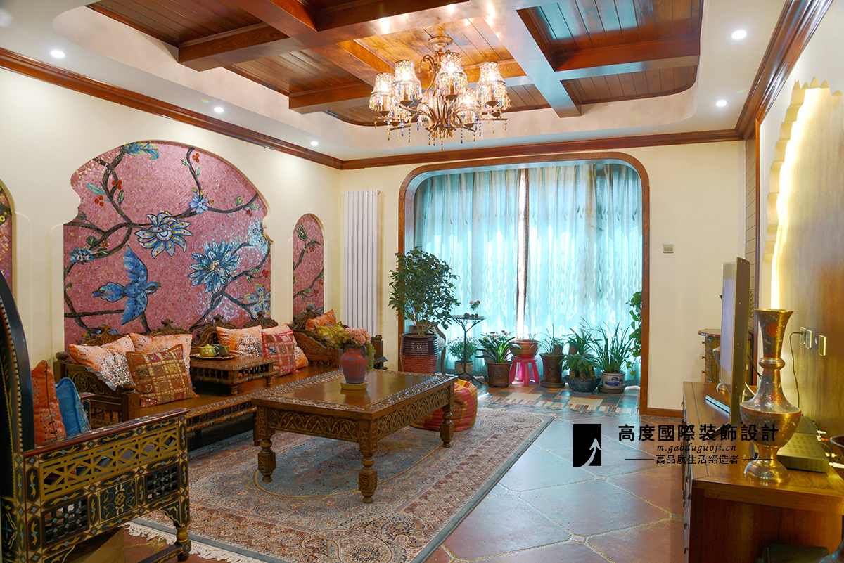 客厅图片来自北京高度国际在金地朗悦155平米实景案例的分享