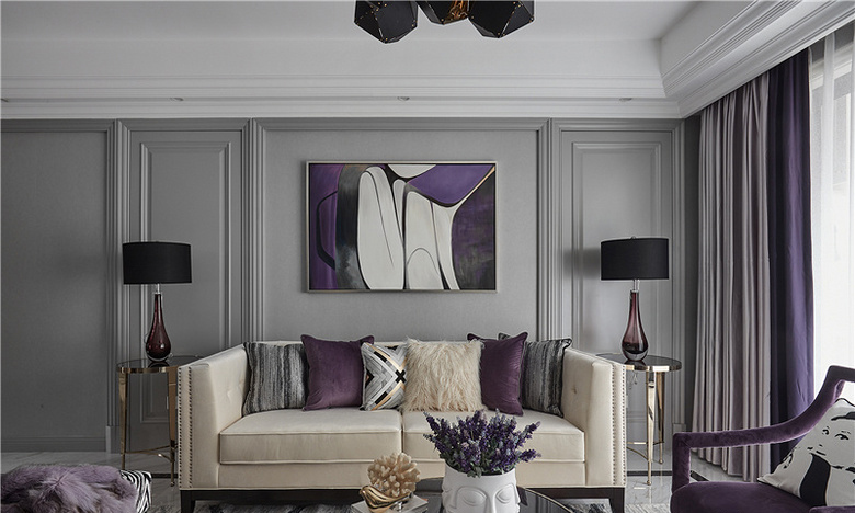 客厅图片来自家装大管家在浅紫色基调 128平美式格调3居室的分享