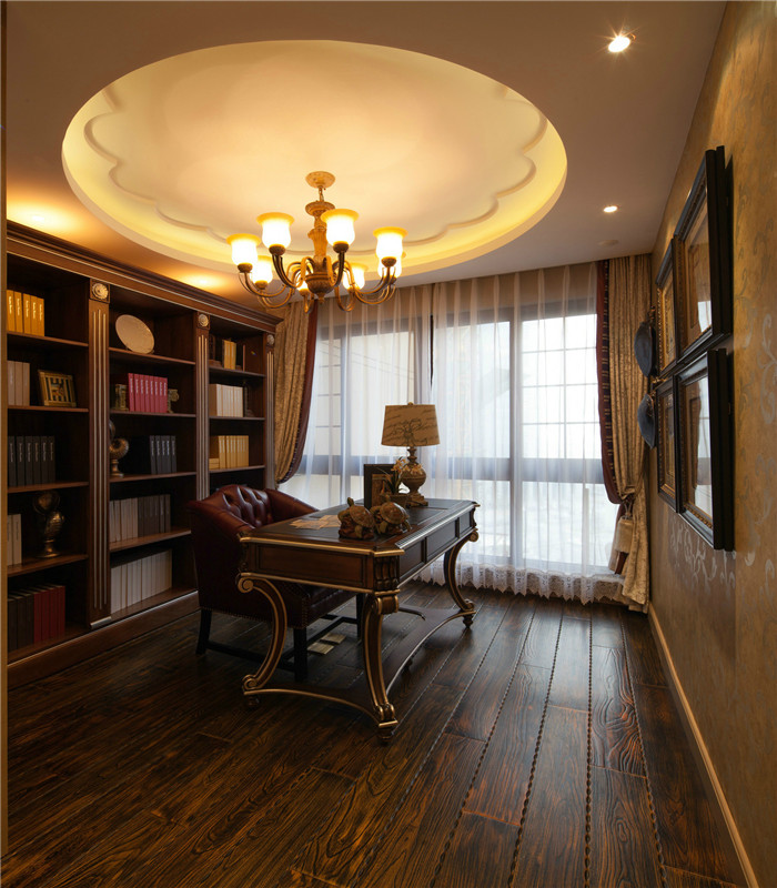 书房图片来自北京高度国际在158平米东南亚风格的异域风情的分享