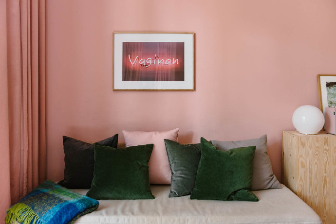 简约 二居 卧室图片来自言白设计在粉的分享