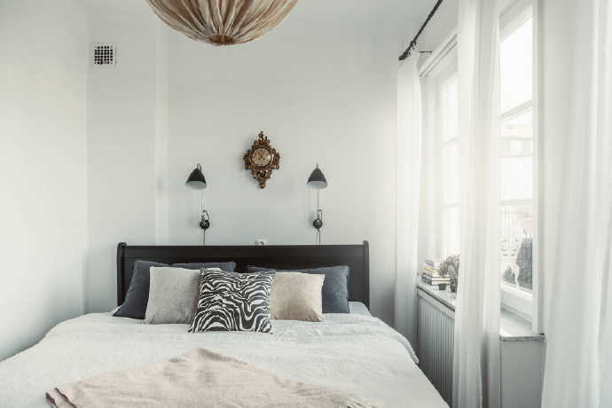 欧式 二居 卧室图片来自言白设计在小空间的分享