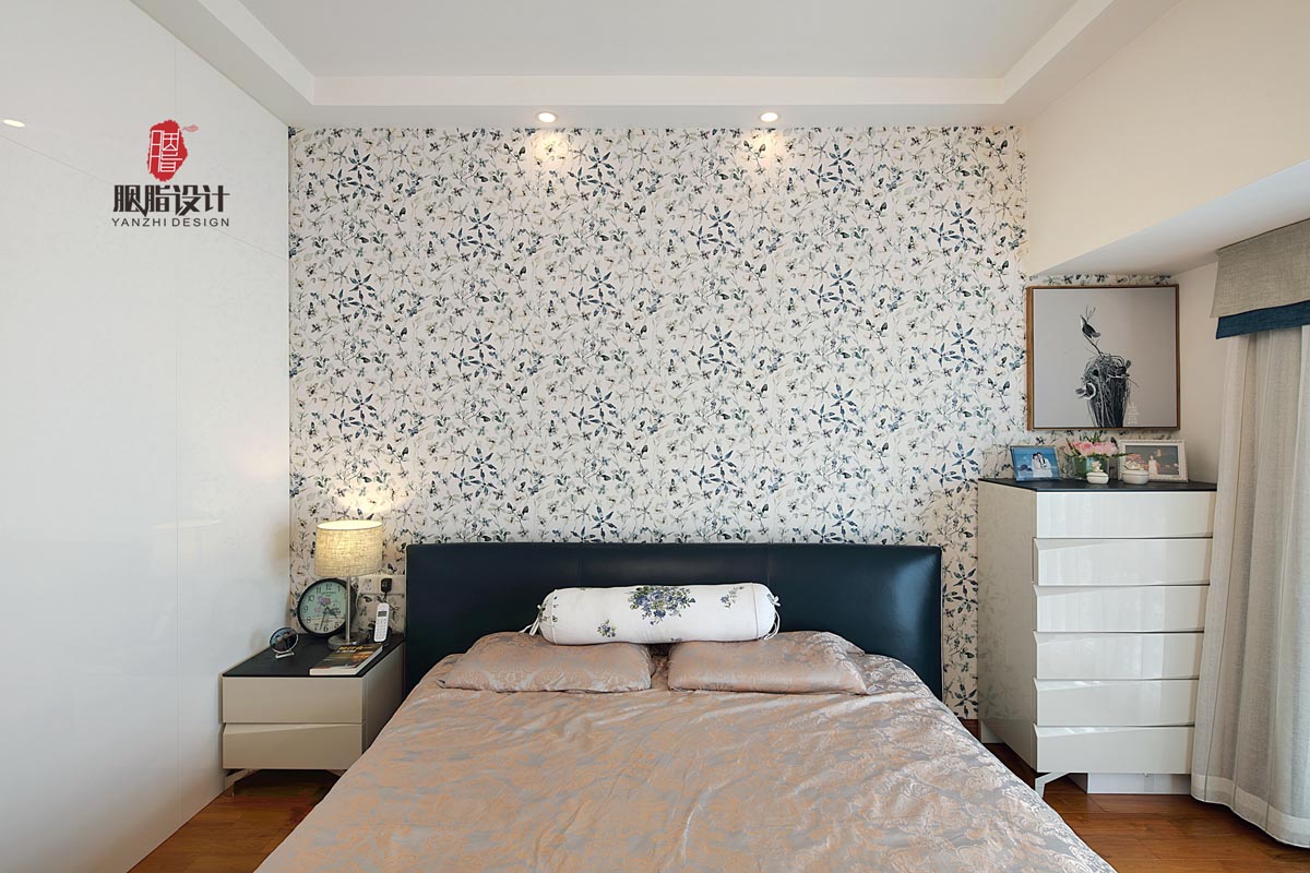 现代 胭脂设计 四居 收纳 卧室图片来自设计师胭脂在那一抺深蓝 & 金月湾实景的分享