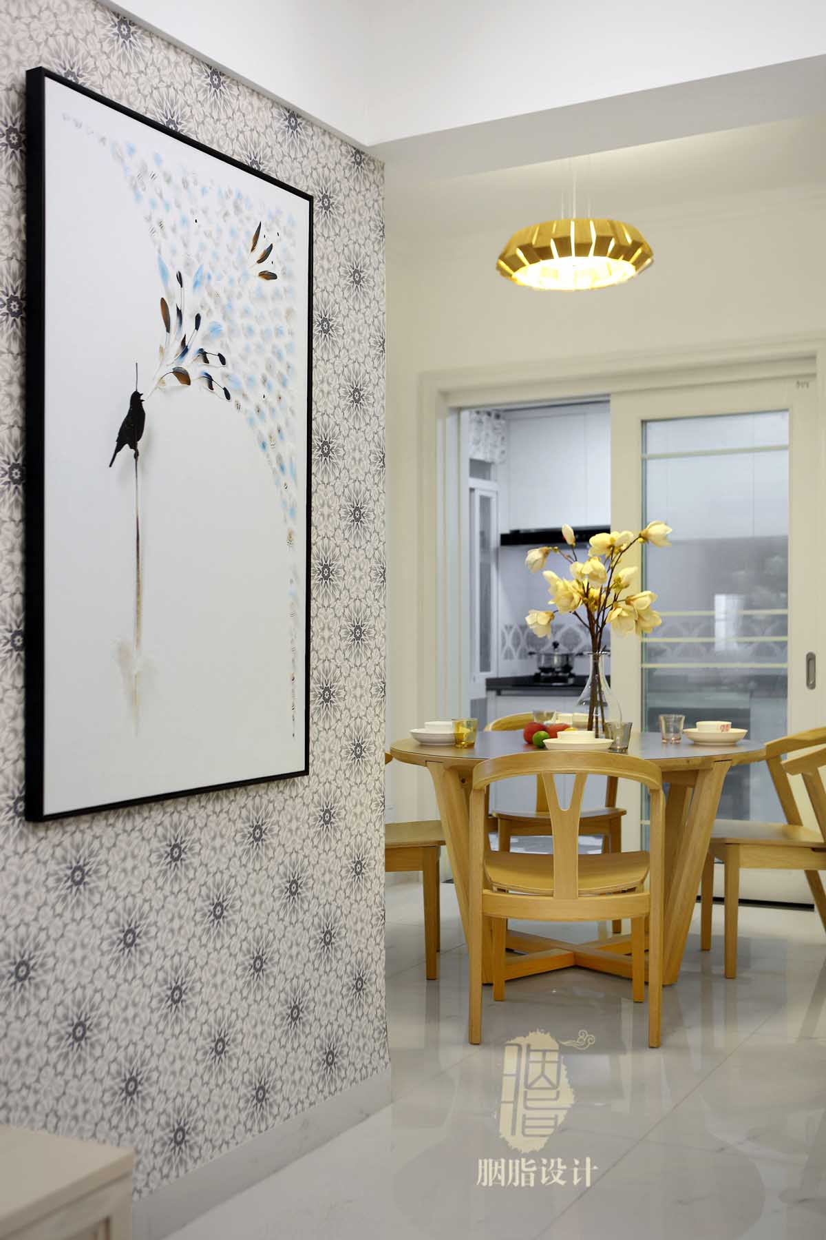 北欧 三居 收纳 旧房改造 家装 装饰设计 餐厅图片来自设计师胭脂在胭脂原创设计：一木一家的分享