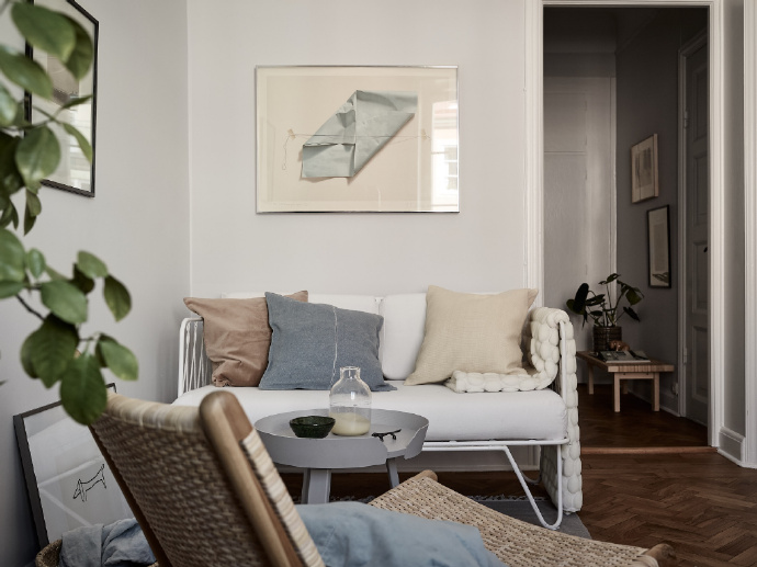 一居 欧式 客厅图片来自言白设计在小小居室的分享