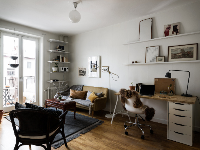 欧式 三居 客厅图片来自言白设计在木质的分享