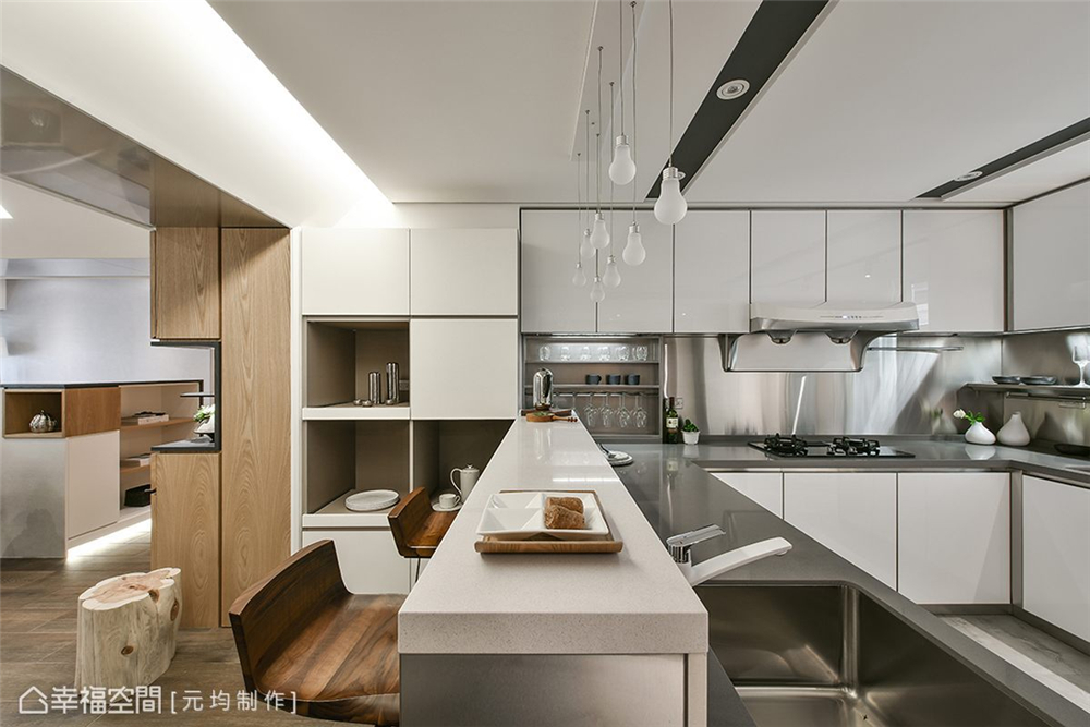 装修风格 装修设计 居家设计 现代简约 原木风 厨房图片来自幸福空间在【超多收纳空间】99平原木色打底的分享