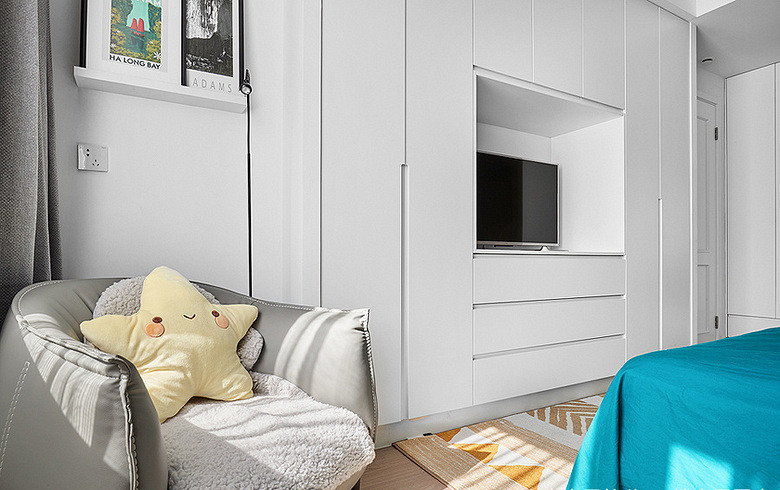卧室图片来自家装大管家在极简的舒适 98平北欧风格空间的分享