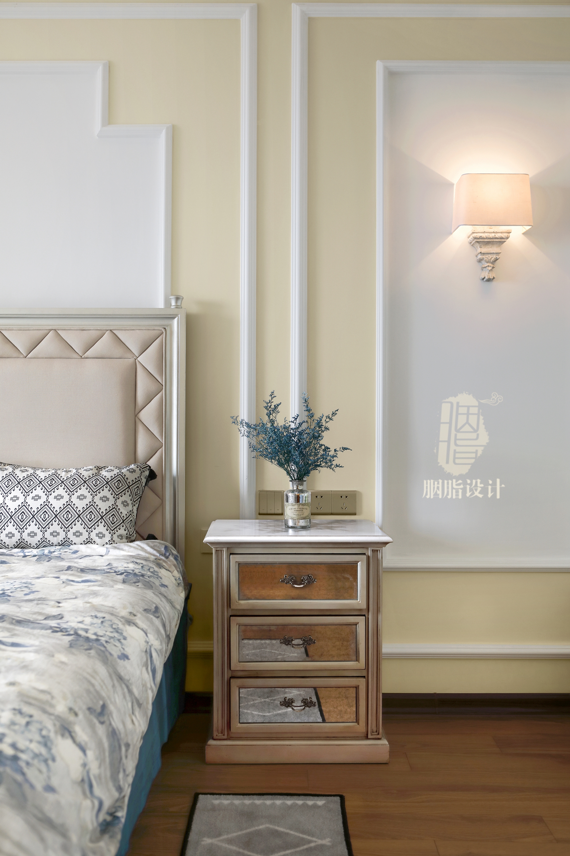 卧室图片来自设计师胭脂在胭脂原创设计：邂逅繁华的分享