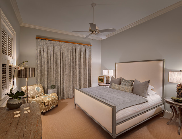 简约 美式 别墅 卧室图片来自别墅设计师杨洋在自然质朴美式生活-龙湖天琅的分享