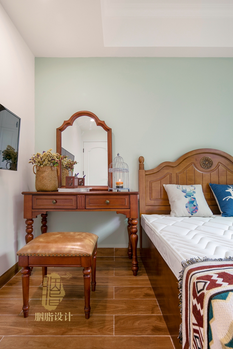 三居 旧房改造 胭脂设计 装修设计 卧室图片来自设计师胭脂在现代美式 乐彼之园的分享