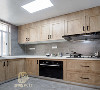 厨房与客卫采用高级灰的水泥砖与原木色相结合
使得和室风格更自然纯朴