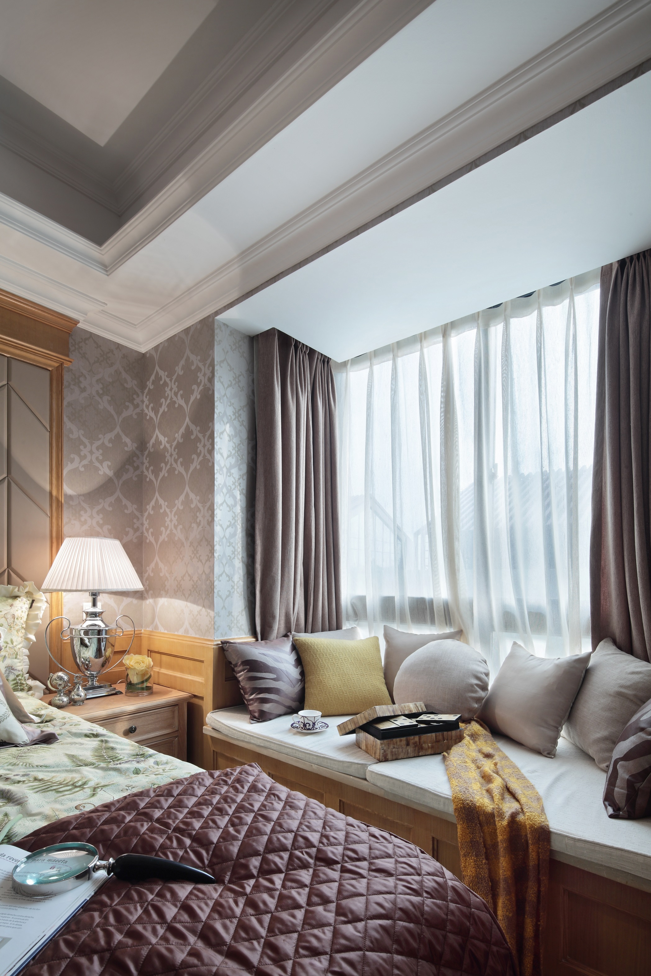 欧式 三居 大户型 复式 跃层 别墅 80后 小资 卧室图片来自高度国际姚吉智在146平米欧式三居有故事的家庭的分享